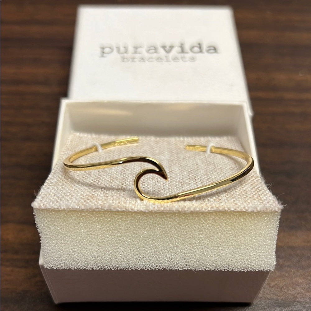 Pura Vida Gold Bracelet for Women - Picture 2 of 3